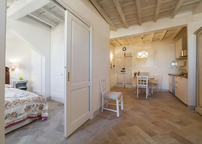 Charming Loft Near Ponte Vecchio *