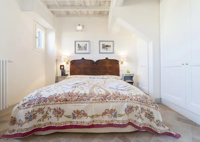 Апартаменты Charming Loft Near Ponte Vecchio Флоренция
